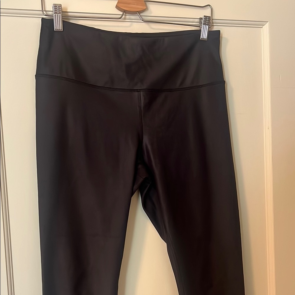 Shiny, faux leather Black Leggings